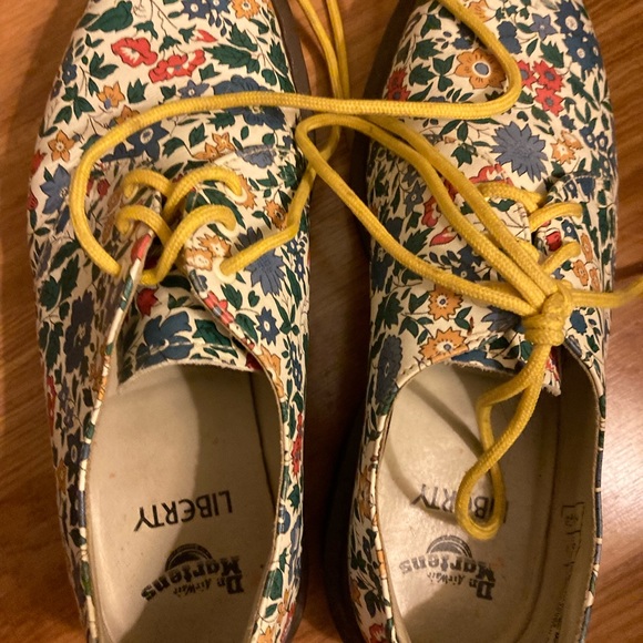 Dr. Martens x Liberty London floral oxfords - Picture 5 of 7